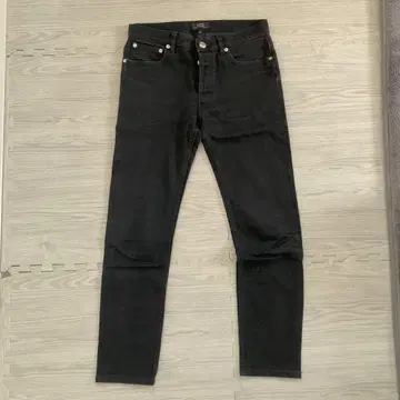 A.P.C. PETIT NEW STANDARD 블랙 데님 28인치