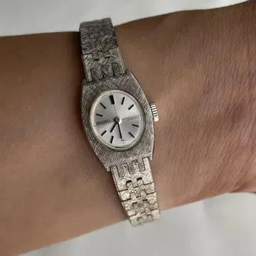SEIKO 수동 와인딩 손목시계