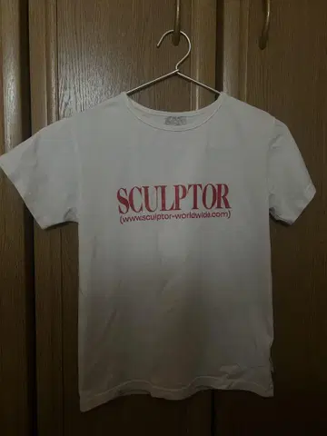 SCULPTOR 화이트 T셔츠