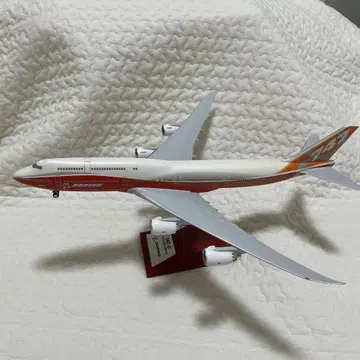 보잉 B747-8 1/200 비행기 모형