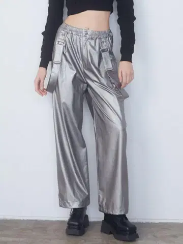 EMODA 나일론 루즈 서스펜더 팬츠