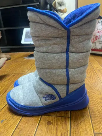 the north face 숏부츠, 색상 그레이 사이즈: 22cm