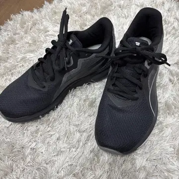 [ PUMA ] [ 새상품급 ] 스니커즈 블랙 23cm