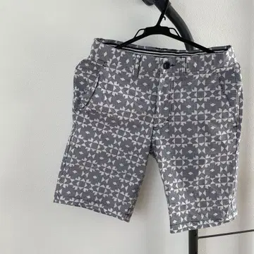 adidas 기하학 패턴 숏팬츠