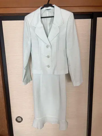 민트 그린 여성용 수트