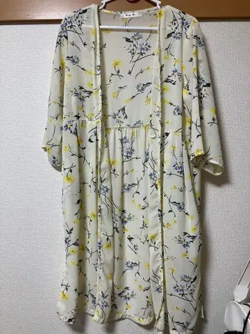 꽃무늬 가디건 포켓 부착