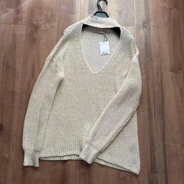 새상품 ZARA 긴팔 넉넉한 니트