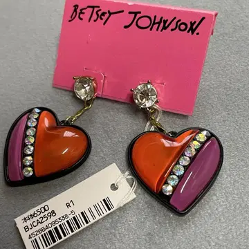 베츠이 존슨 귀걸이 7150엔 [ mb5 BETSEY JOHNSON ]