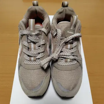 [ 미사용 새상품 ] hummel 여성용 스니커즈 베이지 23cm