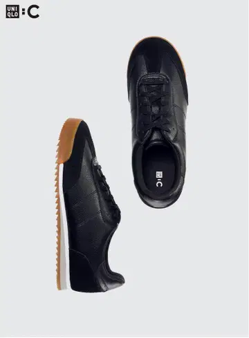 UNIQLO 블랙 스니커즈