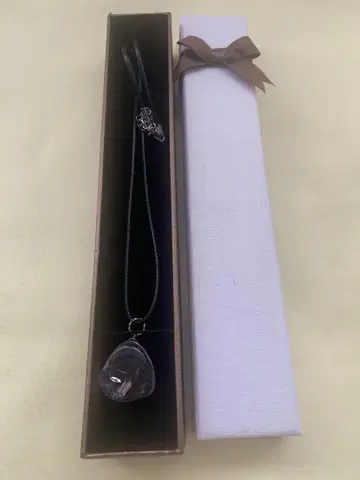 크리스탈 펜던트 목걸이