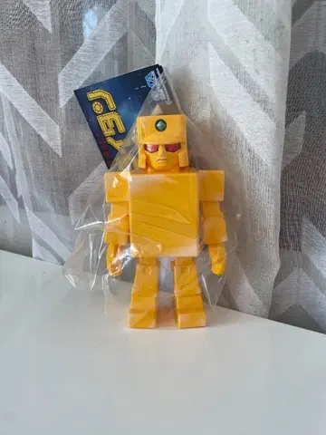 Kaiju One 황금전사 골드 라이탄 소프트 비닐