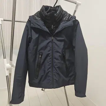 ZARA 네이비 후드 부착 다운 자켓