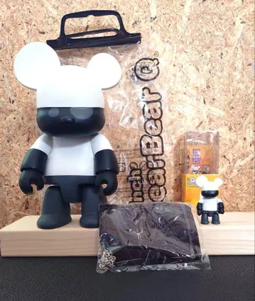 정품 Qee BearBear Q Mono Boy 피규어 세트