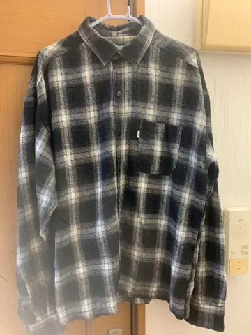 유행!! 촉감 발군의 긴팔 플란넬 셔츠 블랙 화이트 체크