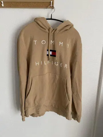 TOMMY HILFIGER 베이지 후드 부착 트레이닝복