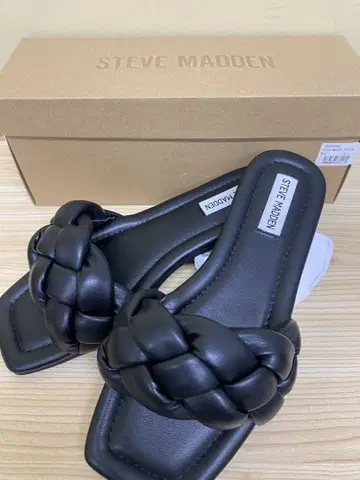[ WR ] 미사용품 STEVE MADDEN 블랙 플랫 샌들 6.5