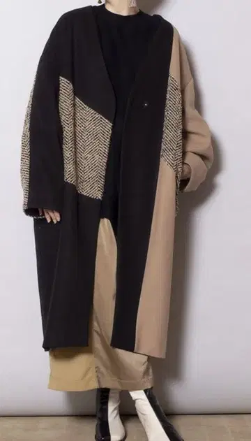 [ 새상품 ] 오즈모시스 절개 코쿤 코트 블랙 베이지