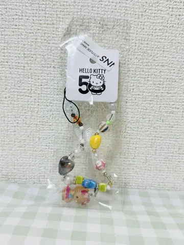 레어 헬로키티 50주년 비즈 스트랩 일광화상 키티 SPINNS