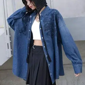 새상품 PAGEBOY 자수 데님 셔츠 블루