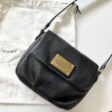 [ MARC BY MARC JACOBS ] 블랙 숄더백