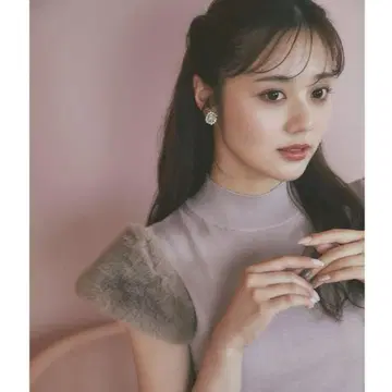 tocco closet 퍼 슬리브 절개 니트 풀오버