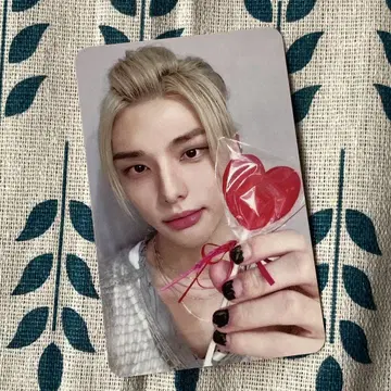 현진 StrayKids 당선 -STAR 트레이딩 카드 1장