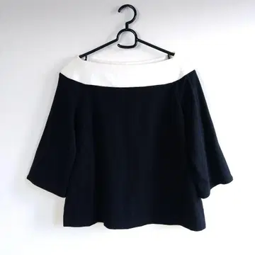 디노스 컬렉션 카라 보트넥 오부 소매 상의