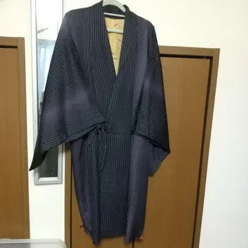 먹색에 보라색 스트라이프 도중착
