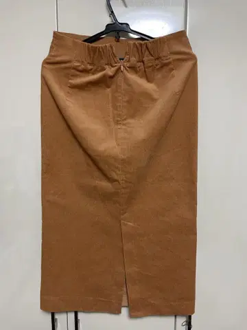 리브 드로이트 코듀로이 내로우 스커트