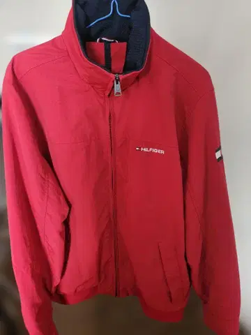 HILFIGER 레드 점퍼