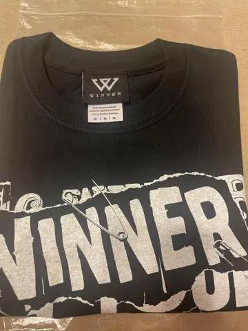 WINNER 멤버 전원 자필 사인 포함 tour T 셔츠