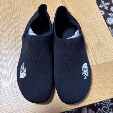 THE NORTH FACE 블랙 실내용 슬리퍼 수납 봉투 포함