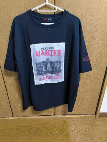 STRANGER THINGS HELLFIRE CLUB 티셔츠