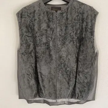 TOMORROWLAND collection 페이크 씰 벌룬 베스트