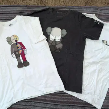 KAWS T셔츠 3장 세트