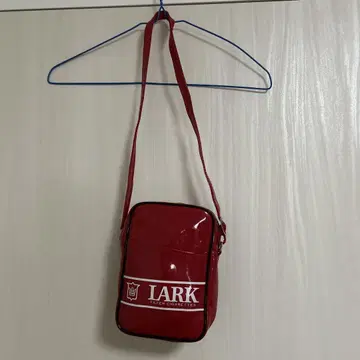 LARK 백 쇼와 레트로 빨간색