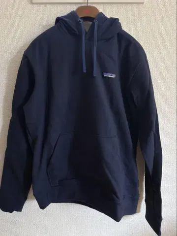 patagonia 파타고니아 P6 라벨 업라이저 후디 M CNY