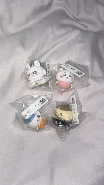 치이카와 x 쿠라스시 치이카와, 하치와레, 모몽가, 밤만쥬 4개 세트