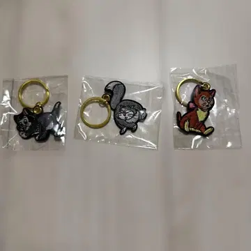 디즈니 스토어 자수 키링 고양이의 날 고양이