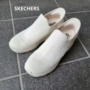SKECHERS UNO WEDGE-KICKIN' KNIT 24cm
