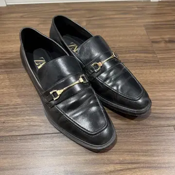 ZARA 블랙 로퍼 골드 버클 사이즈 36