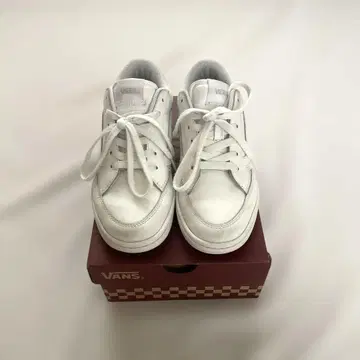 [ VANS ] 스니커즈 23cm