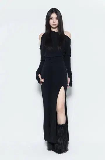 THEREDTHREAD S asymmetry tuck dress