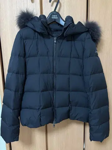 TATRAS 타트라스 TINO 티노 퍼 달린 숏 다운 자켓