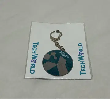 TECH WORLD 키링