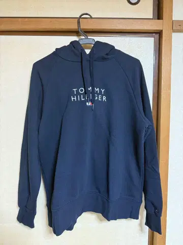 TOMMY HILFIGER 네이비 후드티