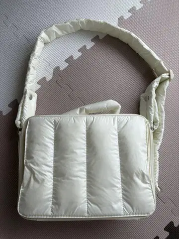 [새상품급] calin 마더백 화이트
