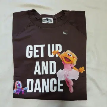 세서미 스트릿 GET UP AND DANCE 맨투맨 L