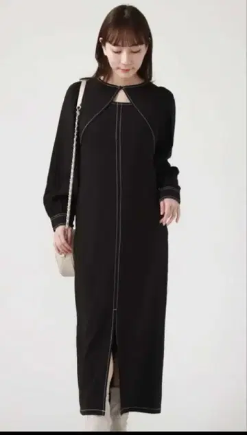 아카이브 블랙 롱 원피스 긴팔 슬릿